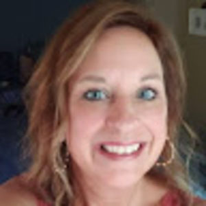 Meet your Posher, Stacie